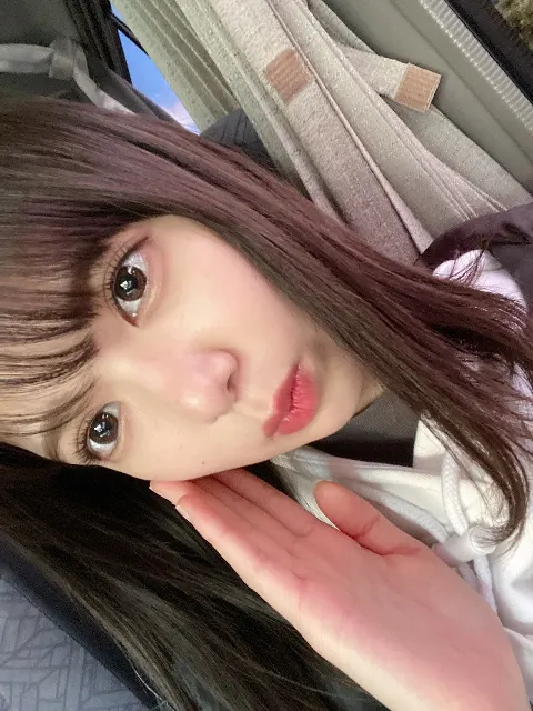 松平 璃子｜ぜひみてね（2020-12-01）｜4枚目