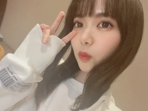 松平 璃子｜オンライン握手会（2020-12-13）｜2枚目