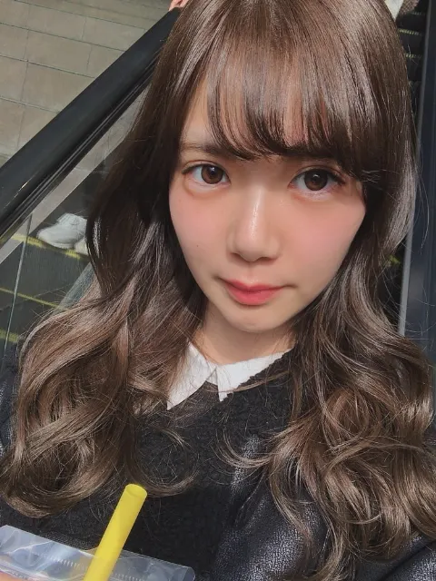 松平 璃子｜自分のことがよく分からないってもやもやしますよね、何が正解か間違いか分からない。松平璃子（2019-04-05）｜5枚目
