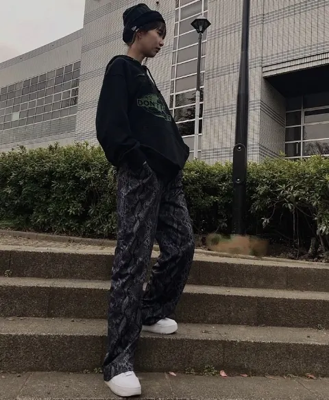松平 璃子｜スノボ行きたかった（2020-03-02）｜2枚目