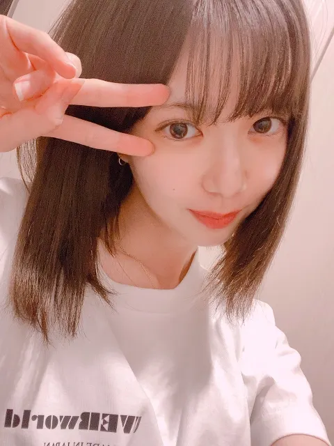 松平 璃子｜ぴょんぴょん（2020-04-24）｜4枚目