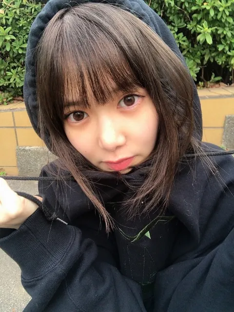 松平 璃子｜はい（2020-04-06）｜4枚目