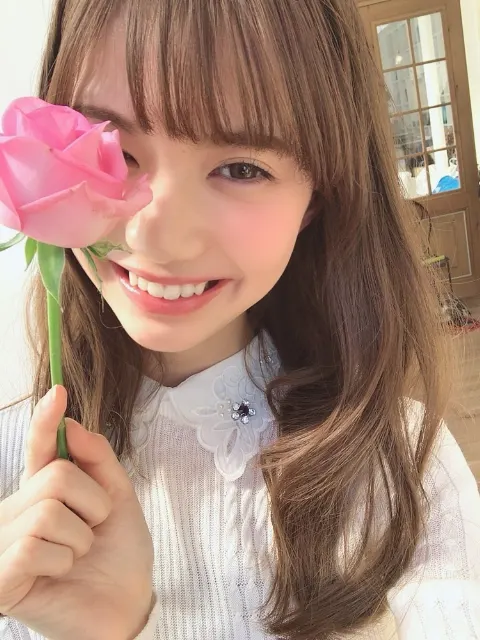 松平 璃子｜いっぱいの花束を抱きしめるの〜想像するだけでロマンティック🦑やき（2019-04-16）｜2枚目