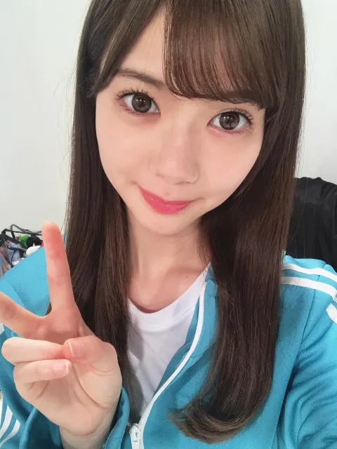 松平 璃子｜いっぱいの花束を抱きしめるの〜想像するだけでロマンティック🦑やき（2019-04-16）