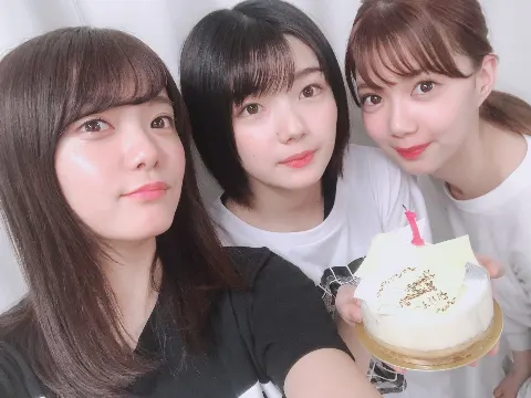松平 璃子｜ラッシュアワーの満員電車（2019-08-31）｜3枚目