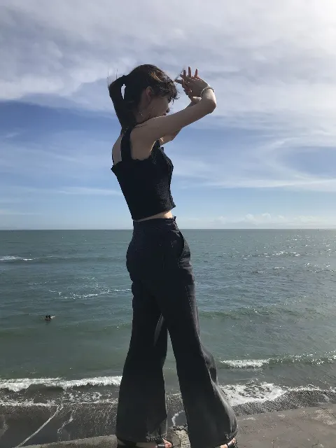 松平 璃子｜夏は嫌いだが海は好きだ。（2019-08-07）｜2枚目