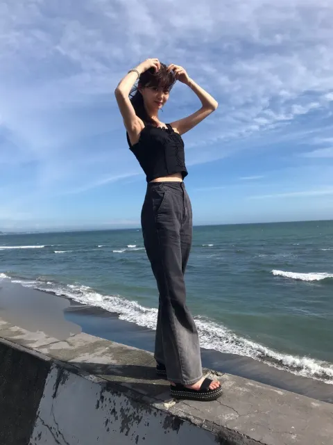 松平 璃子｜夏は嫌いだが海は好きだ。（2019-08-07）｜3枚目