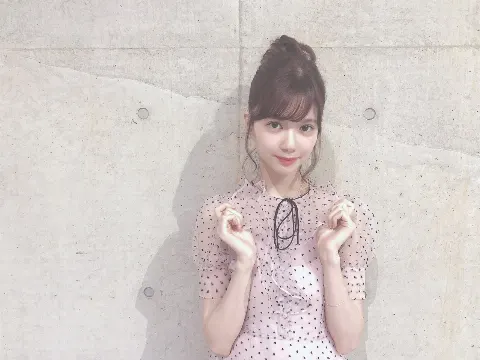 松平 璃子｜8th 個別握手会（2019-07-22）｜3枚目