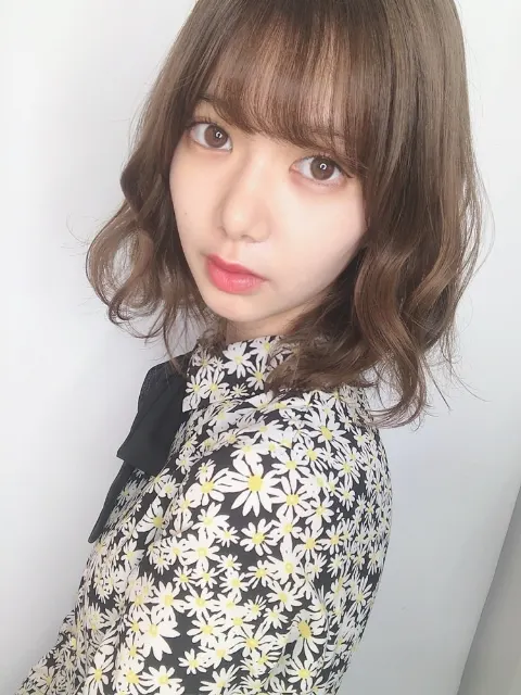 松平 璃子｜うさぎになってみたんですがなりきれませんうさぎ（2020-02-16）｜3枚目