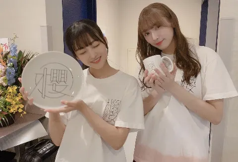 守屋 茜｜🌸debut🌸（2020-12-09）｜2枚目