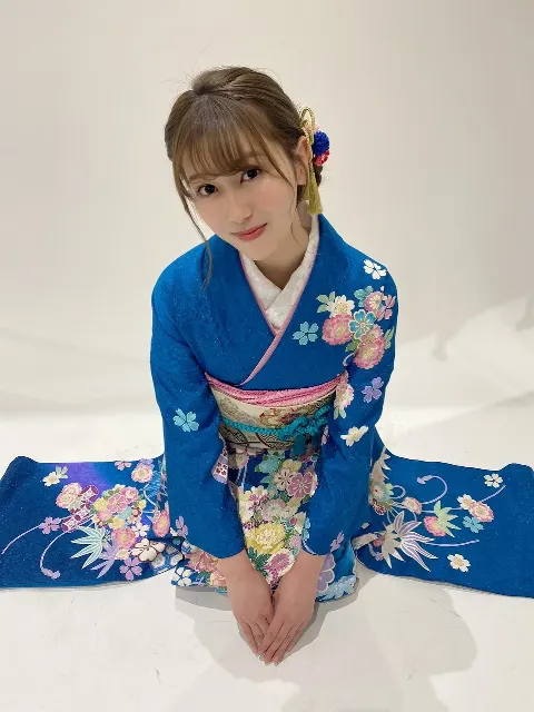 守屋 茜｜丑年🐮振袖（2021-01-02）｜2枚目