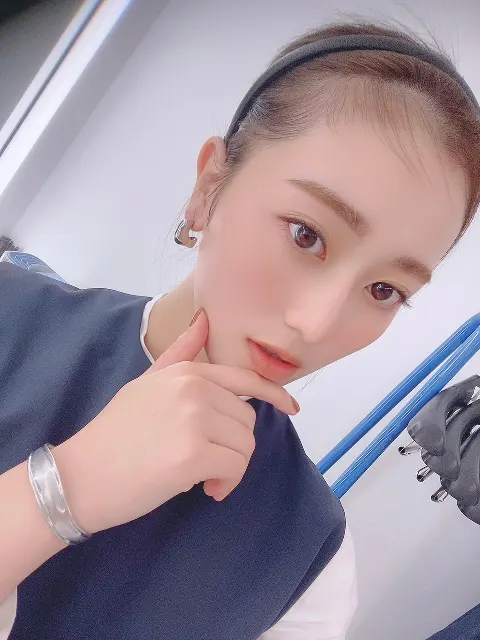 守屋 茜｜眉メイク出来てる？（2021-02-27）｜2枚目