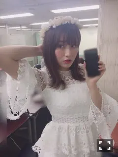守屋 茜｜リリース✌︎（2017-10-26）｜2枚目