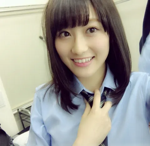 守屋 茜｜制服day（2016-11-28）｜3枚目