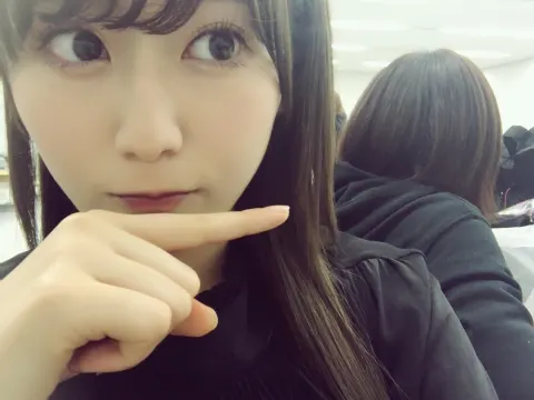 守屋 茜｜快晴。春服🙆朝晩は冷えるよ（2018-03-14）