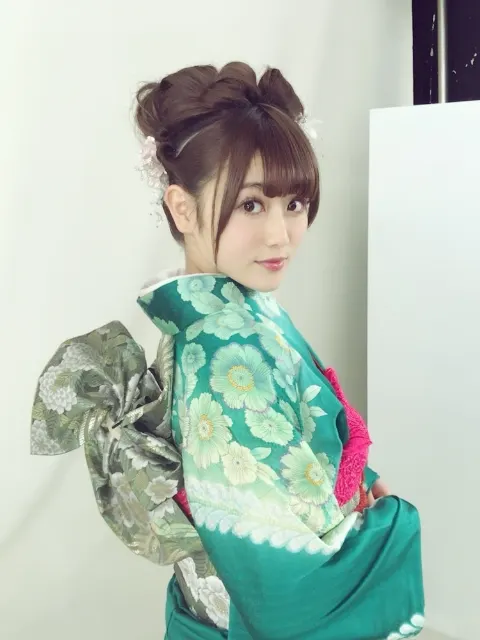 守屋 茜｜成人式🤭（2018-01-09）｜4枚目