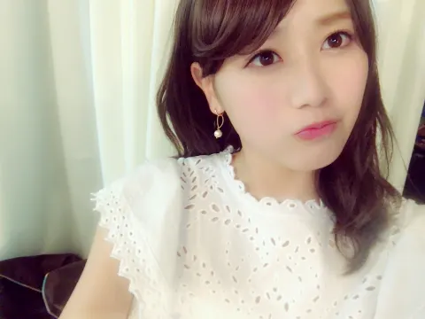 守屋 茜｜割れたスマホ（2017-03-31）｜3枚目