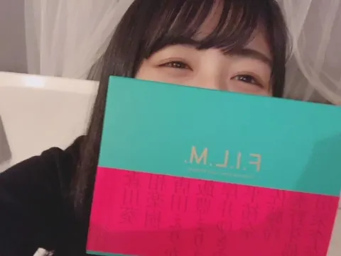 長濱 ねる｜藍色、279（2018-03-22）｜2枚目