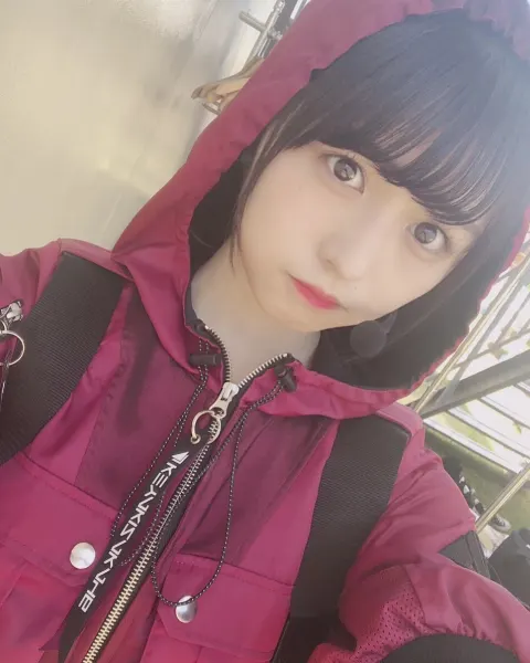 長濱 ねる｜水浅葱、298（2018-08-04）｜3枚目