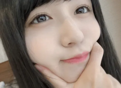 長濱 ねる｜珊瑚色、315（2018-11-09）｜8枚目