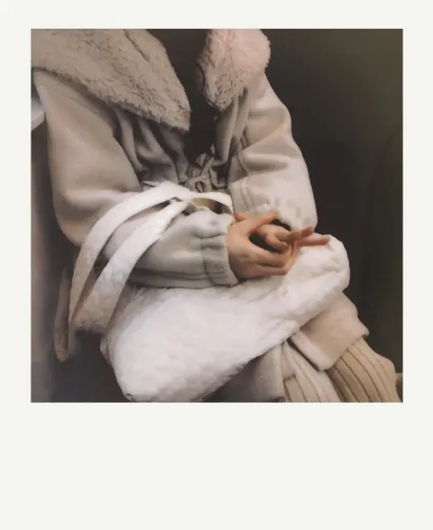 長濱 ねる｜チェキ、332（2019-02-10）｜3枚目