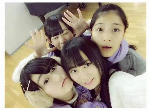長沢 菜々香｜マフラー。（2015-12-09）｜2枚目