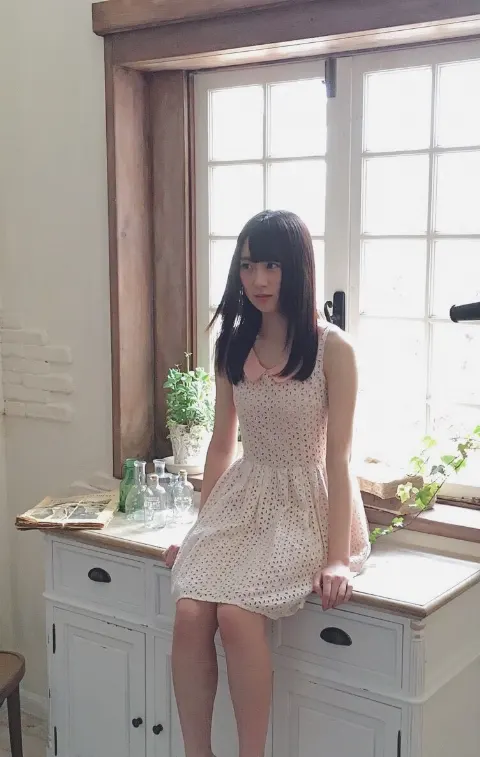 長沢 菜々香｜子→香（2016-04-04）｜2枚目