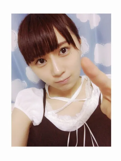 長沢 菜々香｜世界には○しかない。（2016-06-23）｜2枚目