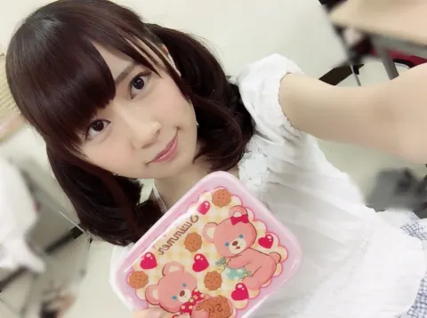 長沢 菜々香｜スンドゥブチゲって辛いんですね。（2016-07-26）