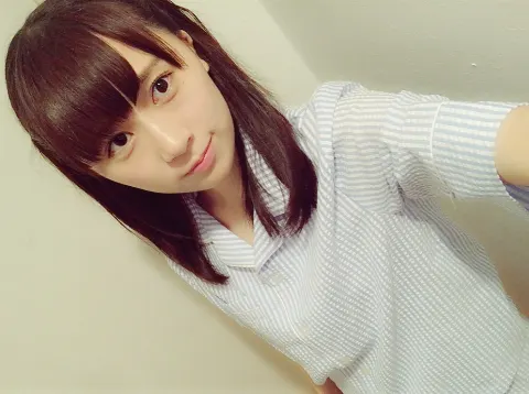 長沢 菜々香｜水色ストライプ（2016-07-28）｜2枚目