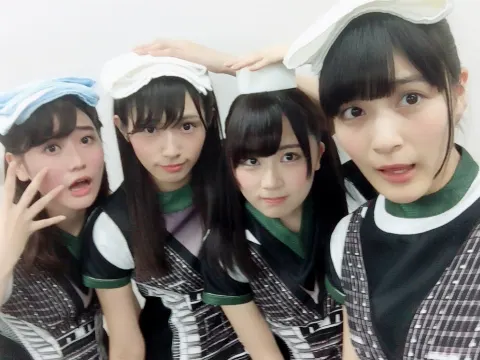 長沢 菜々香｜いつも終点まで寝てしまいます・・・。（2016-09-30）