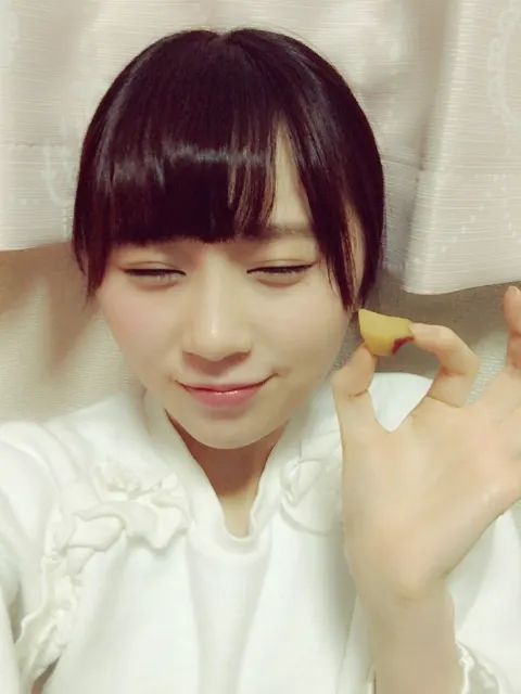 長沢 菜々香｜└( ╮╯╭┐┘)┌ﾎﾟﾃﾎﾟﾃ（2017-01-13）｜4枚目