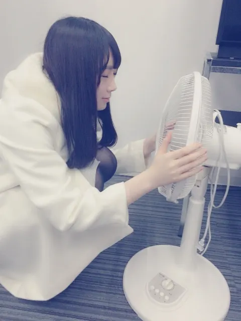 長沢 菜々香｜明日は、なー研集合!（2017-01-15）｜3枚目
