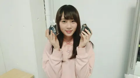 長沢 菜々香｜おにぎり5個食べたい( っ ˙-˙  )っ(■)×5（2017-02-12）