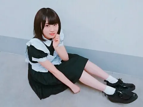 長沢 菜々香｜チャイナ服は次♡（2017-09-11）｜3枚目