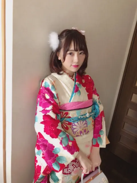 長沢 菜々香｜成人式(写真多め)（2018-01-07）｜5枚目