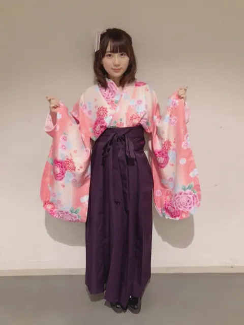 長沢 菜々香｜袴とドレス👘👗（2018-01-10）｜2枚目