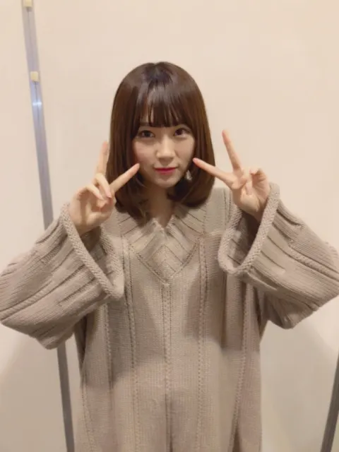 長沢 菜々香｜お洋服（2018-01-17）｜3枚目