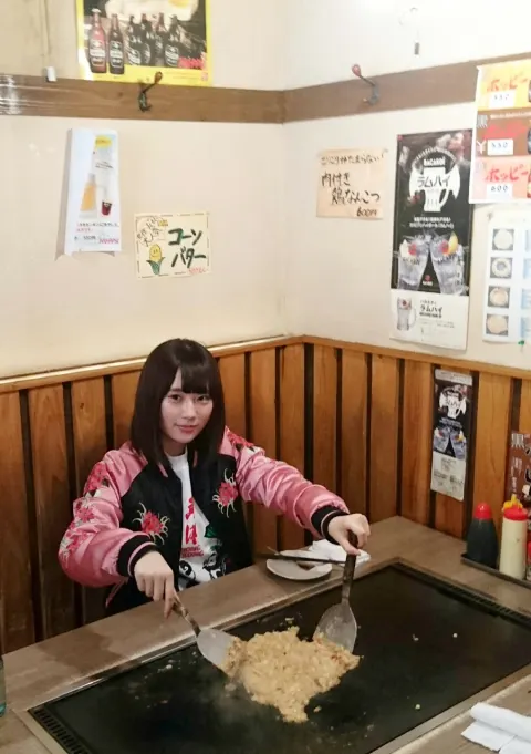 長沢 菜々香｜苺大福屋さんになりました🍓（2018-01-18）｜12枚目