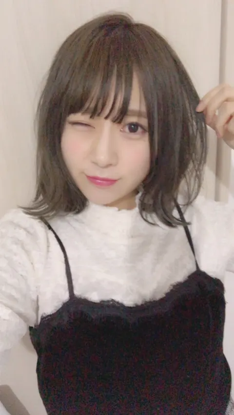 長沢 菜々香｜明日の14時まで🤝あと、13時からSHOWROOM（2018-02-09）｜2枚目