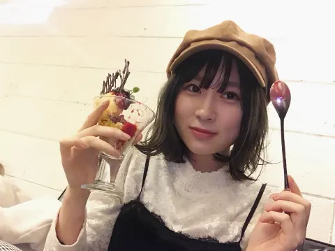 長沢 菜々香｜明日の14時まで🤝あと、13時からSHOWROOM（2018-02-09）｜3枚目