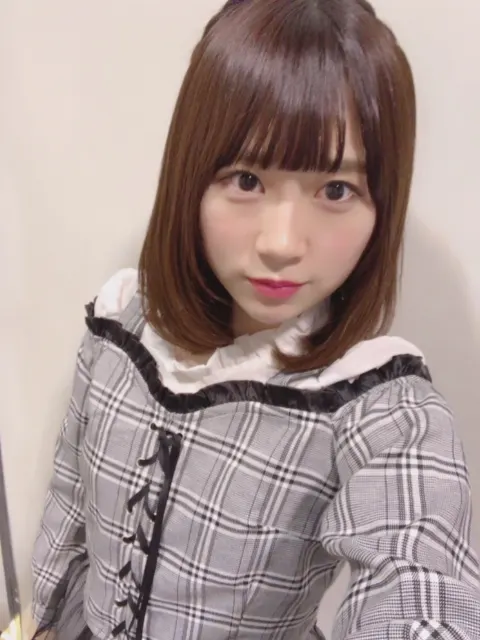 長沢 菜々香｜🎵傘を閉じたり開いたり（2018-03-09）｜2枚目