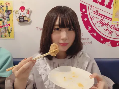 長沢 菜々香｜パーテーションに気をつけてね|ू･ω･)（2018-03-29）｜3枚目