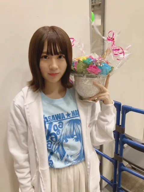 長沢 菜々香｜お花畑2（2018-04-24）｜5枚目