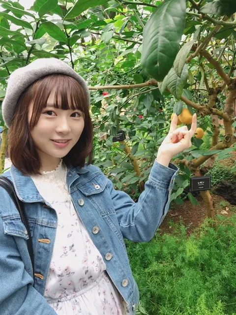 長沢 菜々香｜レモンの本に載りたいな〜🍋（2018-05-14）｜2枚目