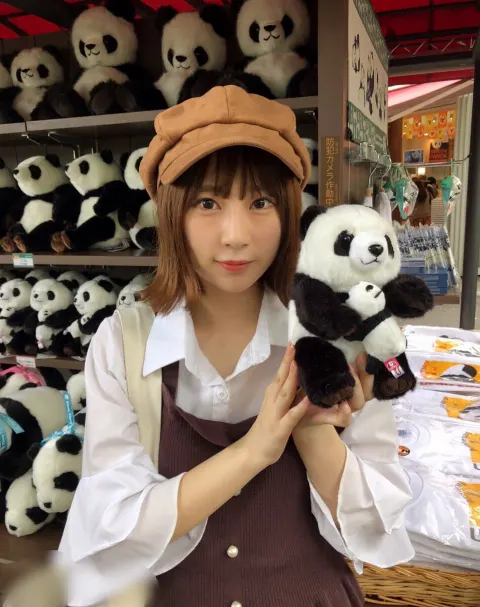 長沢 菜々香｜シンシン🐼（2018-09-23）