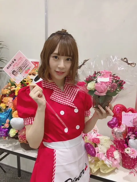 長沢 菜々香｜ハピハロ〜🎃（2018-10-16）｜4枚目