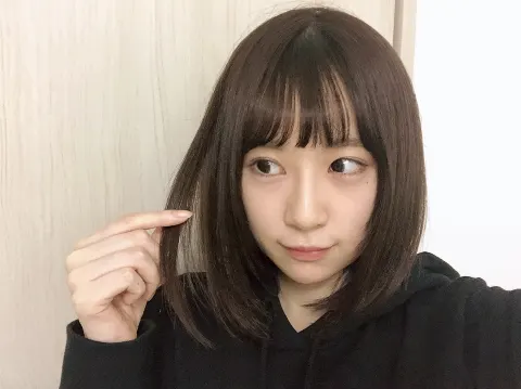 長沢 菜々香｜黒ピンクへ（2018-10-23）｜2枚目