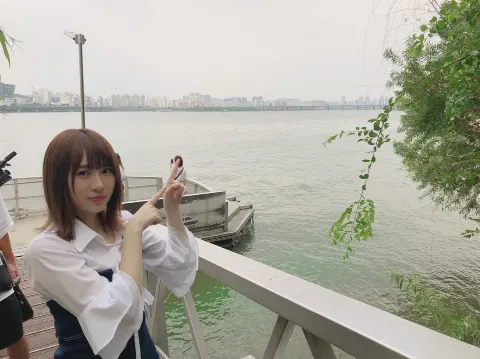長沢 菜々香｜寝る前の私（2018-10-25）｜2枚目