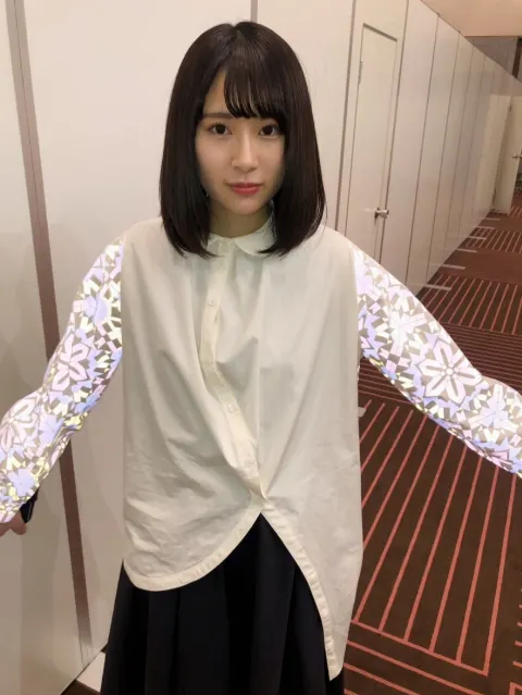 長沢 菜々香｜クリスマス最高だなあ。(*´艸`)何人が明日は笑わしてくれるのかな?（2018-12-22）｜2枚目